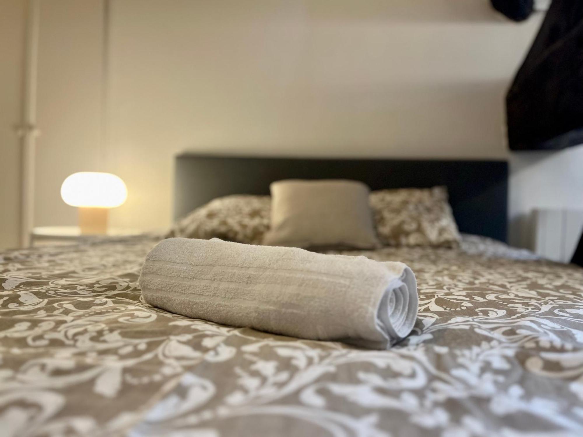 Suite Polka Lyon Bagian luar foto
